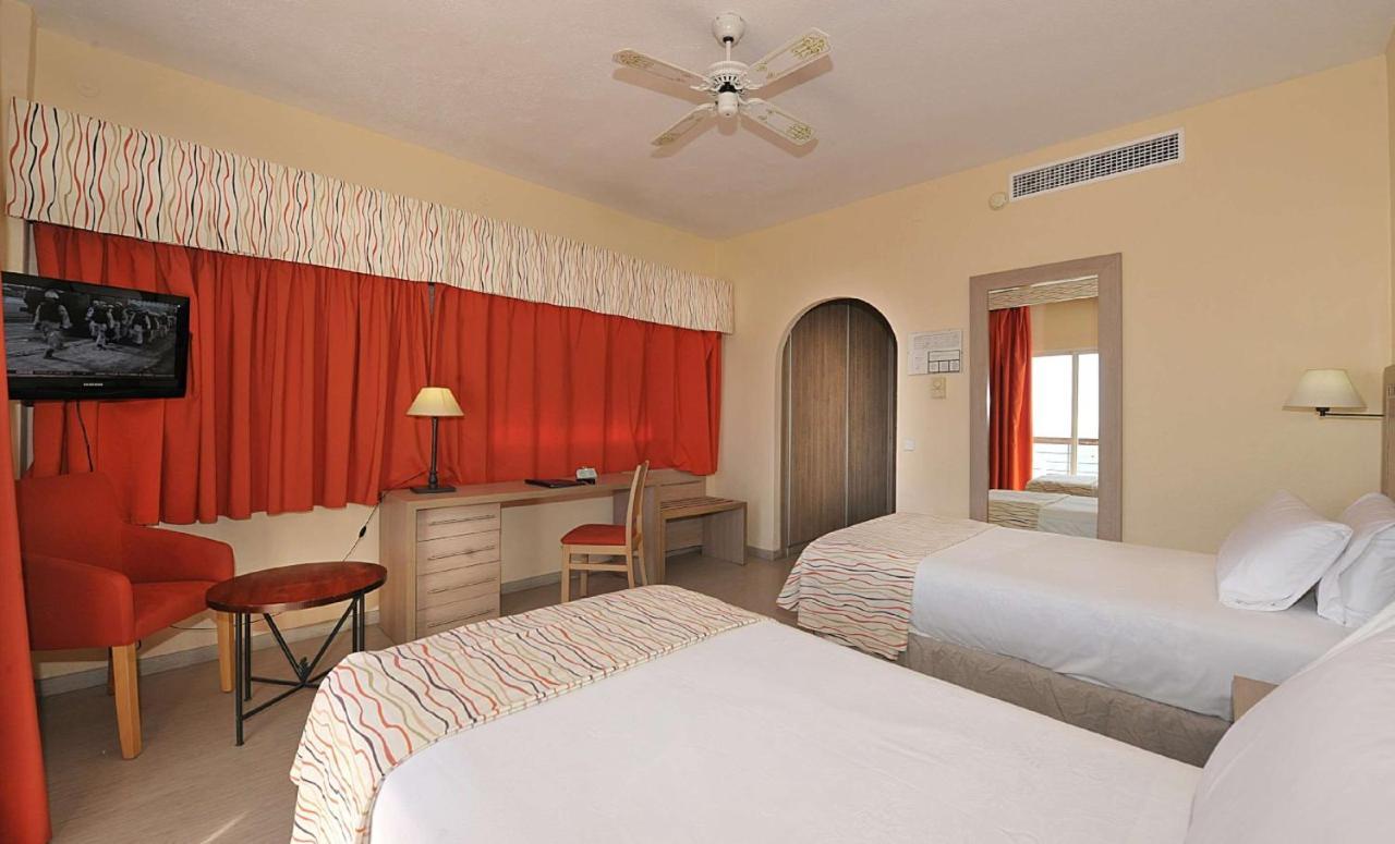 Hotel Salobrena Suites מראה חיצוני תמונה